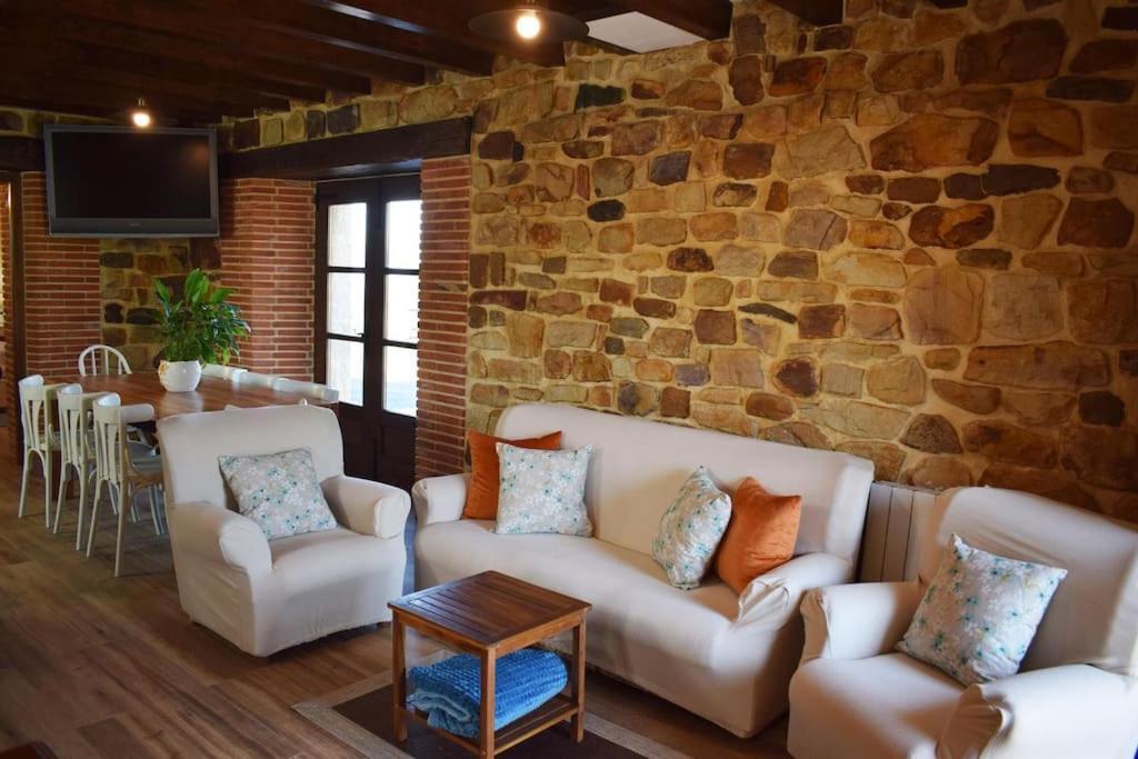 Casa Rural Los Riveros De Jeromo Selaya 外观 照片