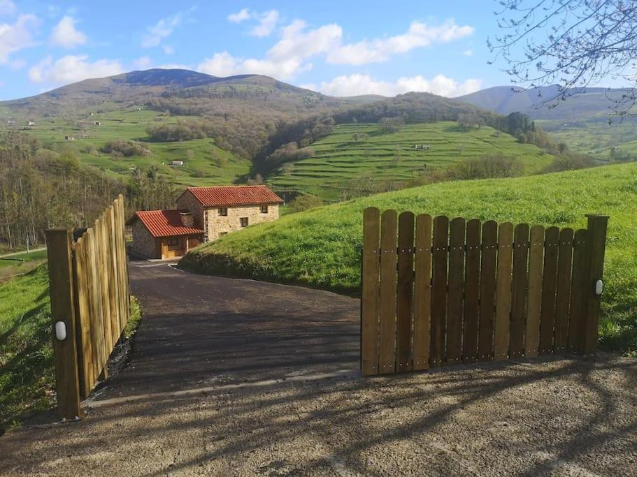 Casa Rural Los Riveros De Jeromo Selaya 外观 照片
