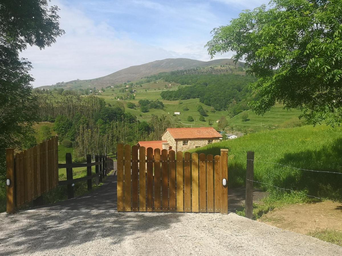 Casa Rural Los Riveros De Jeromo Selaya 外观 照片
